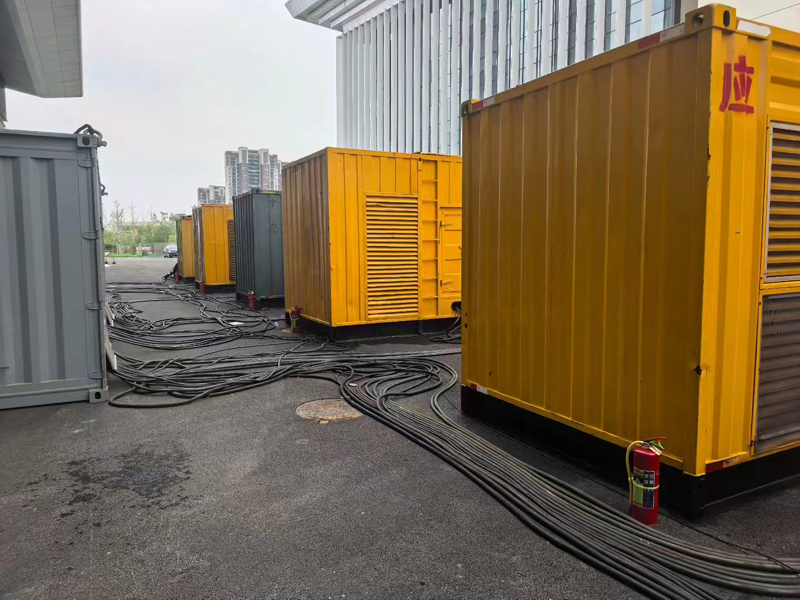 伊金霍洛不同季节柴油发电机组保养有哪些注意事项?